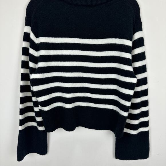 J.Crew Chunky Crewneck Sweater Supersoft Yarn Cropped Oversized Black Small NWT - Picture 7 of 11